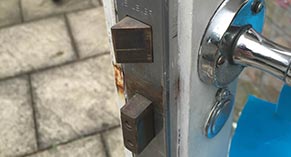 Handle And Cylinder Replacement